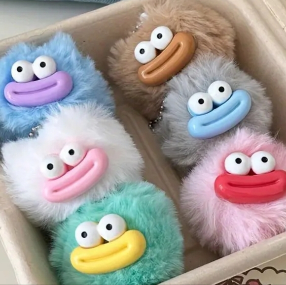 The Happy Bundle Over 25 Pieces - Picture 6 of 11